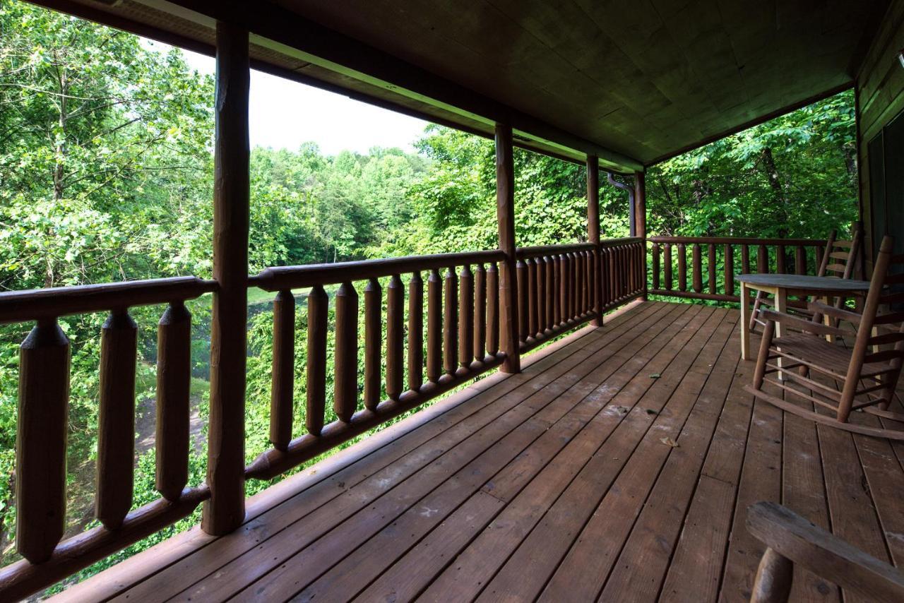 Cabin Of Dreams, 3 Bedroom Water View, Wifi, Hot Tub, Pool Table, Sleep 8 Sevierville Exteriér fotografie