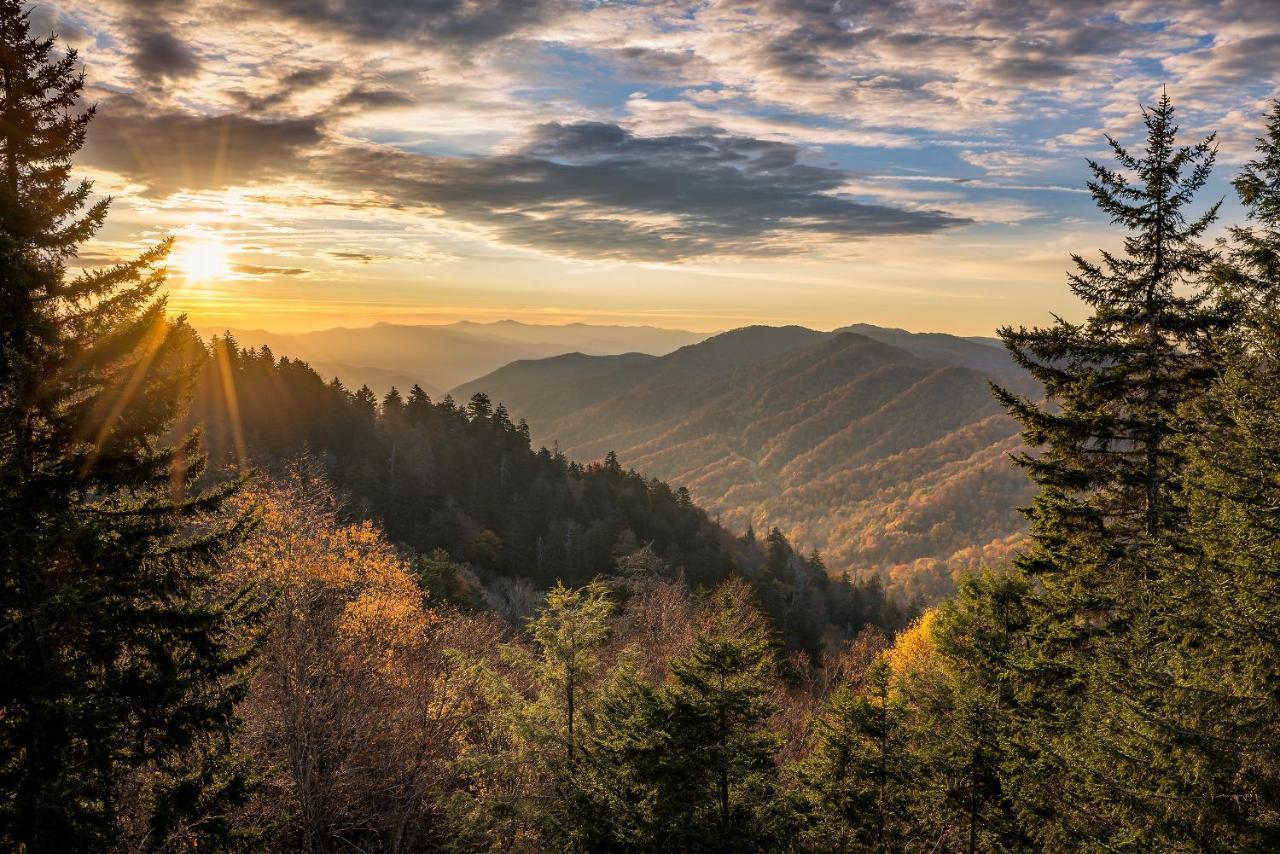 Cabin Of Dreams, 3 Bedroom Water View, Wifi, Hot Tub, Pool Table, Sleep 8 Sevierville Exteriér fotografie