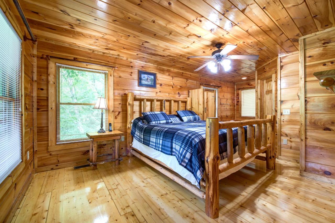 Cabin Of Dreams, 3 Bedroom Water View, Wifi, Hot Tub, Pool Table, Sleep 8 Sevierville Exteriér fotografie